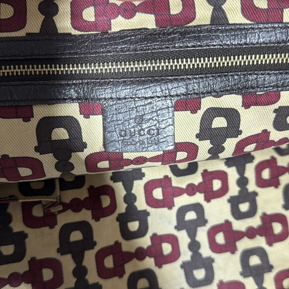 GUCCI WEB TOTE W BAG CHARM - Picture 13 of 14